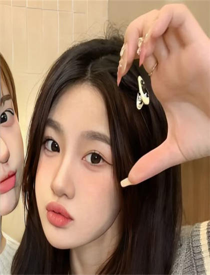 特效揭秘：《催情宝鉴之性癖》的情感表达与人性探索