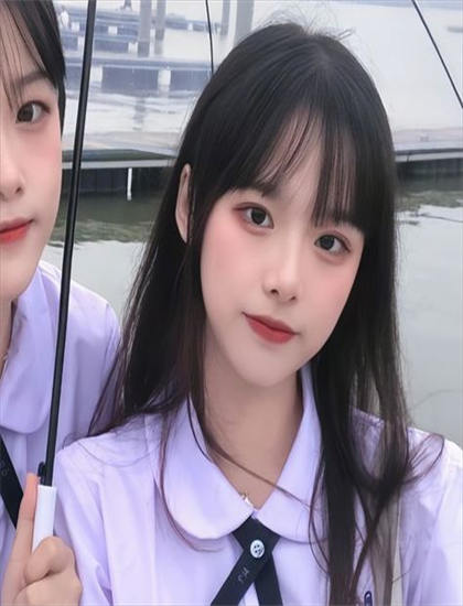 微博有鬼之@谁谁叙事手法非主流解析：时间线安排与视角切换技巧探讨